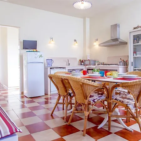 Casa Odetta 6 Dx